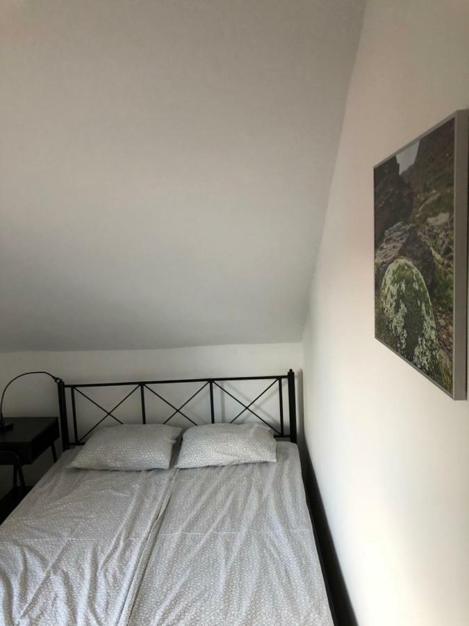 Starlight Apartment Mezokovesd Ngoại thất bức ảnh