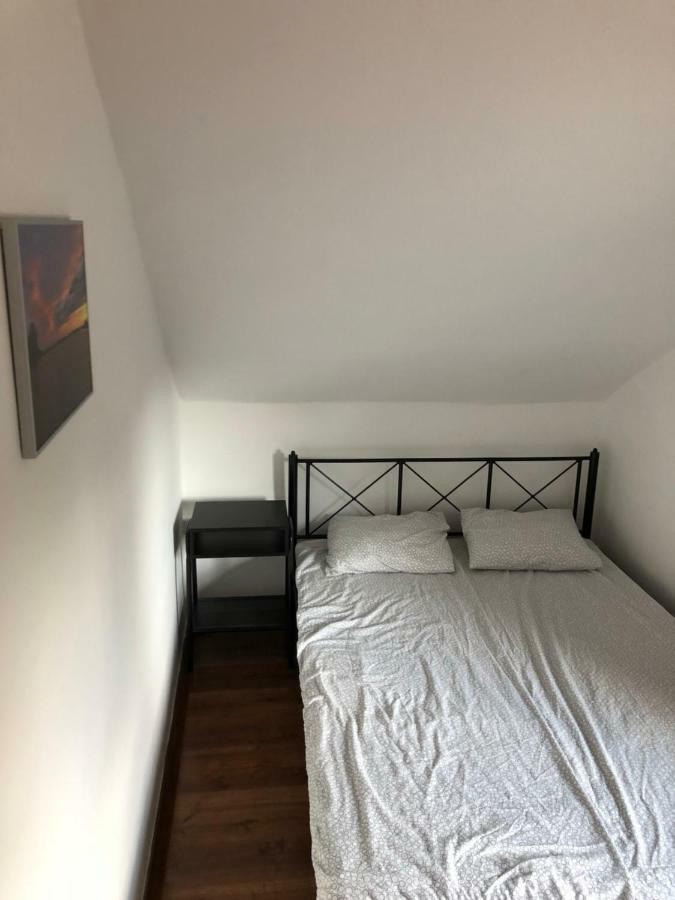 Starlight Apartment Mezokovesd Ngoại thất bức ảnh