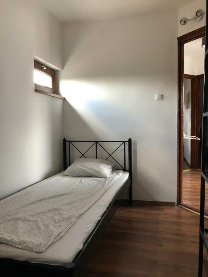 Starlight Apartment Mezokovesd Ngoại thất bức ảnh