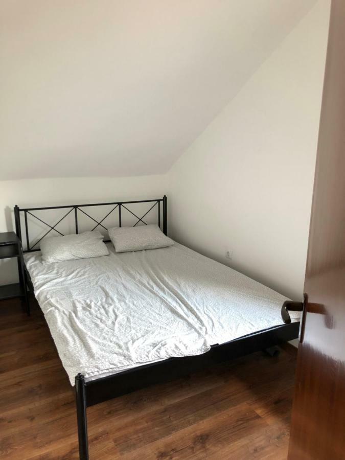Starlight Apartment Mezokovesd Ngoại thất bức ảnh